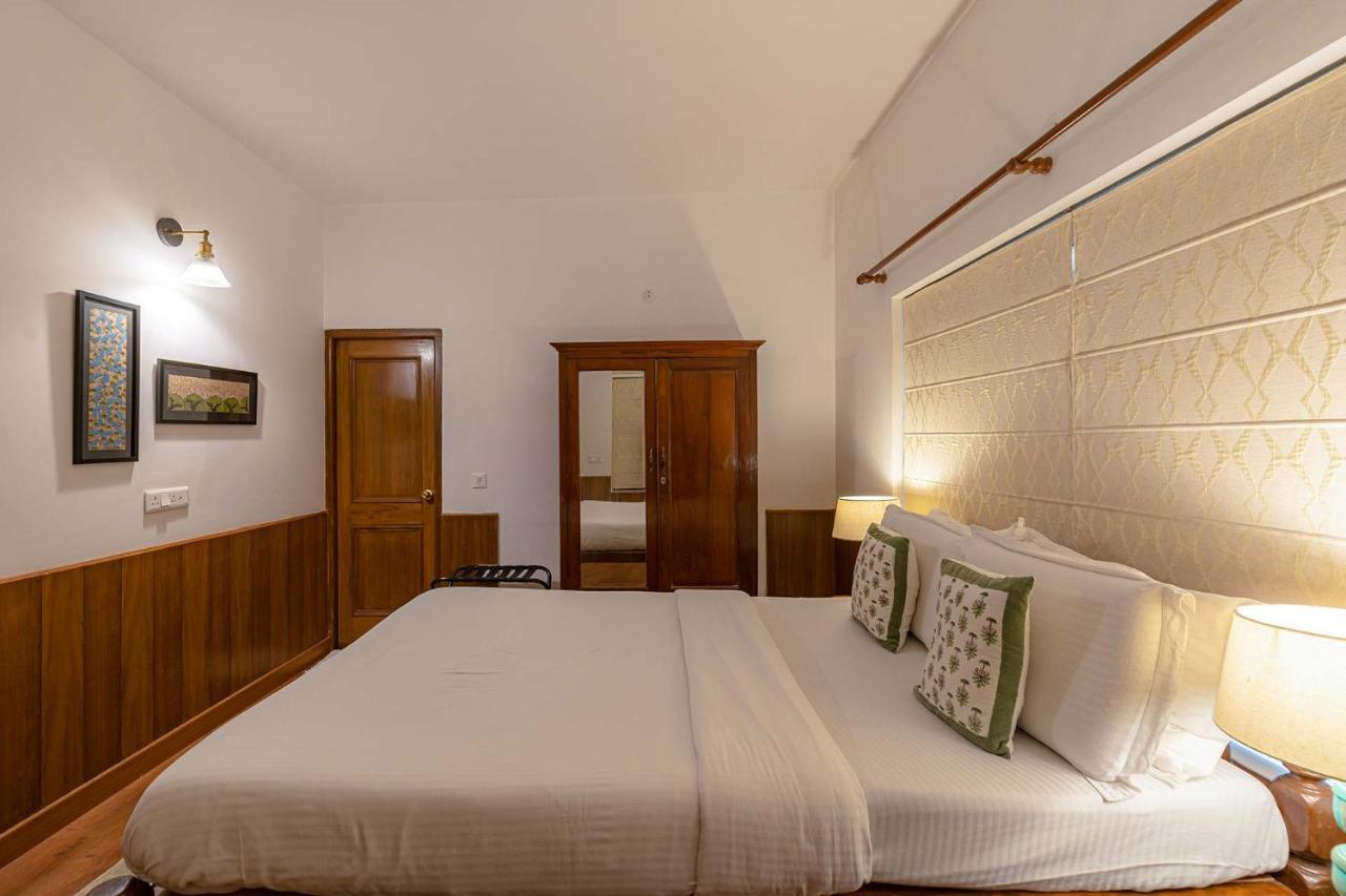 Stayvista Mellow Cottage Scenic View Near Mall Road Mussoorie Bagian luar foto