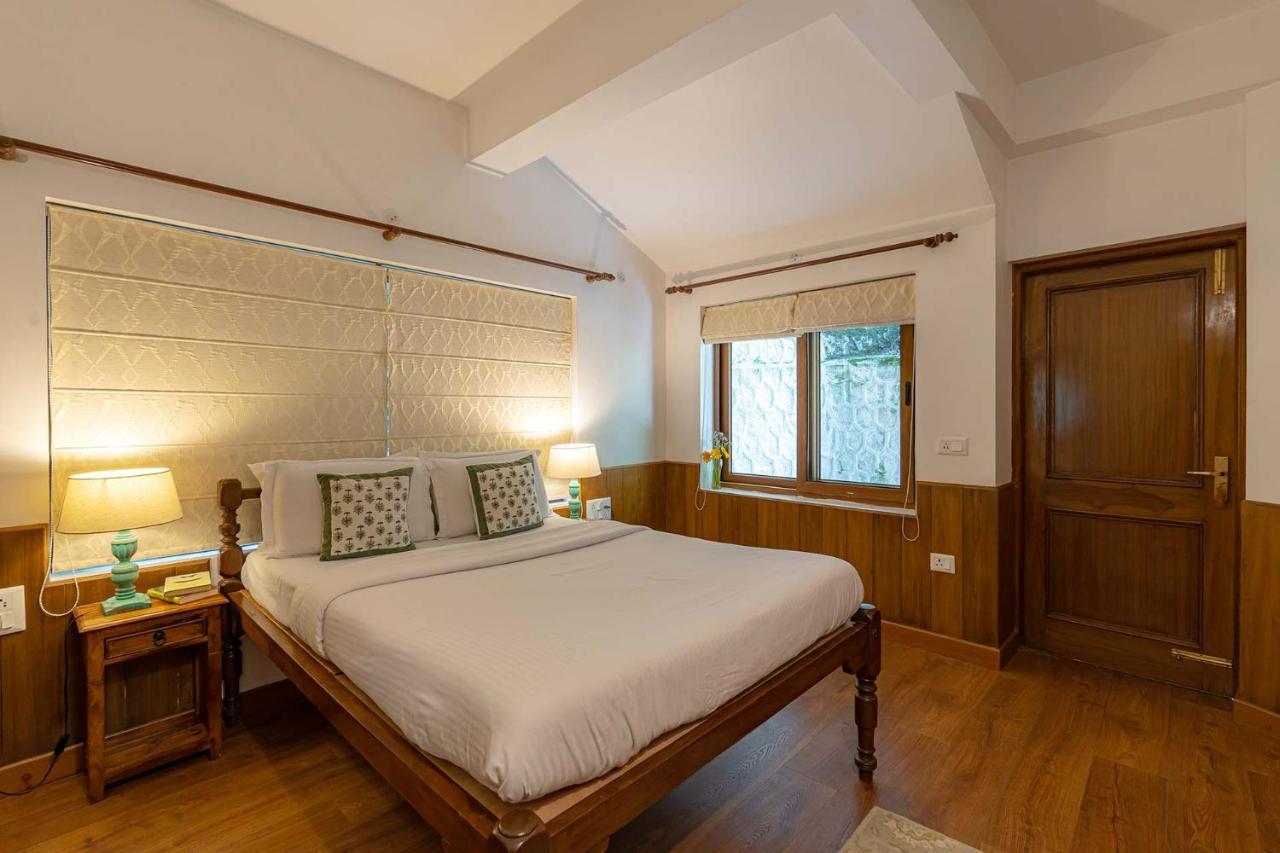 Stayvista Mellow Cottage Scenic View Near Mall Road Mussoorie Bagian luar foto